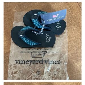 Vineyard vines slippers